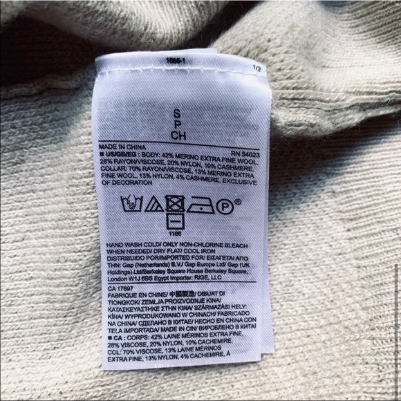 Banana Republic Cashmere/Wool-Blend Textured Sweater - Picture 3 of 6